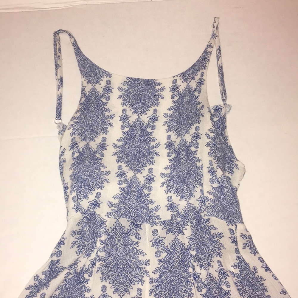 A cute romper🤍